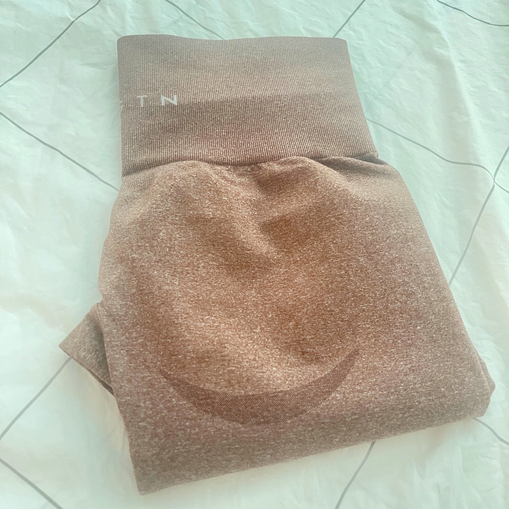 NVGTN Contour Leggings Mocca Small